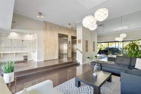 2500 NE 135th Street Unit#b206 North Miami FL 33181