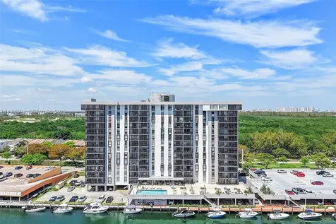 2500 NE 135th Street Unit#b206 North Miami FL 33181