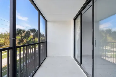 2500 NE 135th Street Unit#b206 North Miami FL 33181