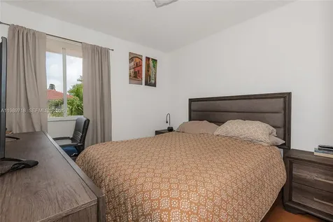 17757 SW 141st Court Miami FL 33177