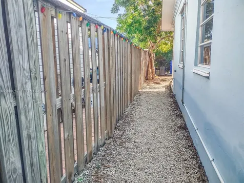 2311 Patterson Avenue Key West FL 33040