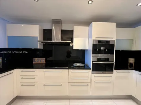 17121 Collins Avenue Sunny Isles Beach FL 33160
