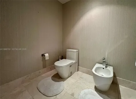 17121 Collins Avenue Sunny Isles Beach FL 33160