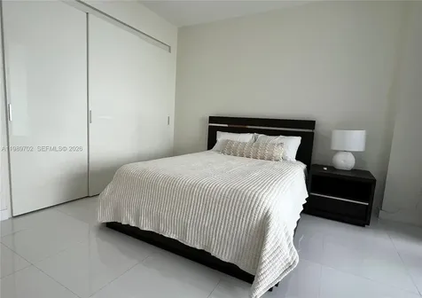 17121 Collins Avenue Sunny Isles Beach FL 33160