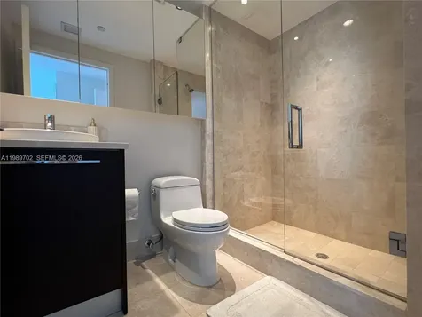 17121 Collins Avenue Sunny Isles Beach FL 33160