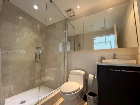 17121 Collins Avenue Sunny Isles Beach FL 33160