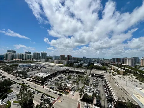17121 Collins Avenue Sunny Isles Beach FL 33160