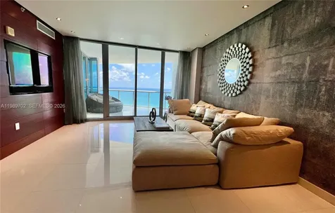 17121 Collins Avenue Sunny Isles Beach FL 33160