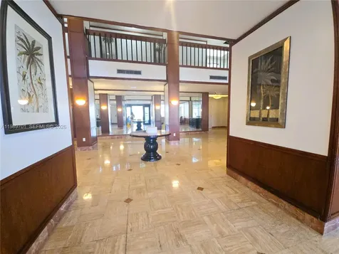 2851 NE 183rd Street Aventura FL 33160
