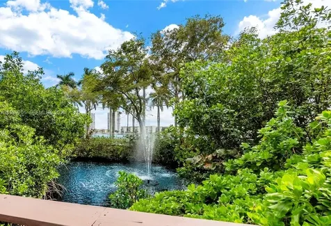 2851 NE 183rd Street Aventura FL 33160
