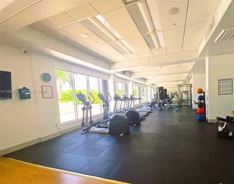2851 NE 183rd Street Aventura FL 33160