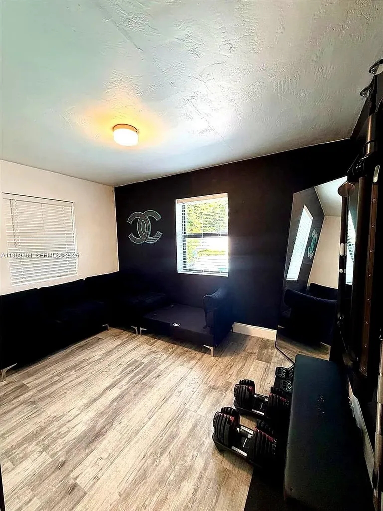1161 NW 15th Street Fort Lauderdale FL 33311