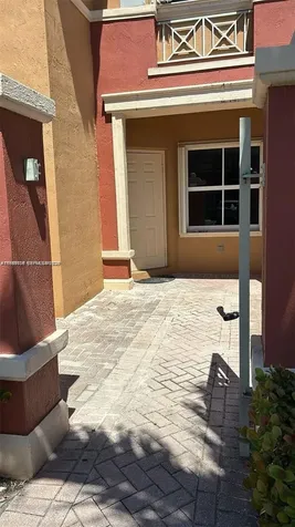 11479 NW 60th Terrace Doral FL 33178