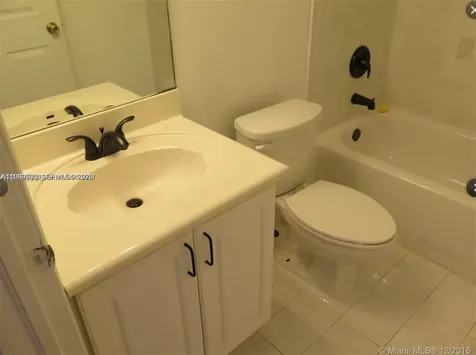 11479 NW 60th Terrace Doral FL 33178