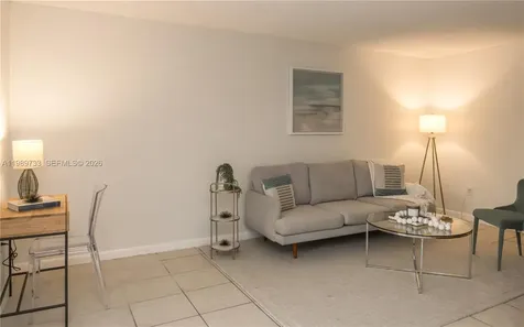 6675 W 4th Avenue Hialeah FL 33012