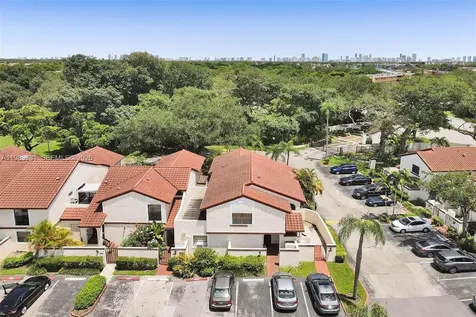 337 Ives Dairy Road Miami FL 33179