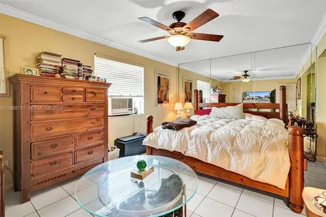 337 Ives Dairy Road Miami FL 33179