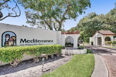 337 Ives Dairy Road Miami FL 33179