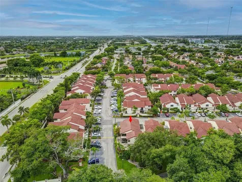 337 Ives Dairy Road Miami FL 33179