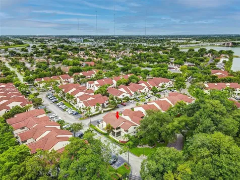 337 Ives Dairy Road Miami FL 33179
