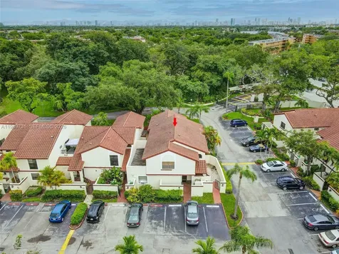 337 Ives Dairy Road Miami FL 33179