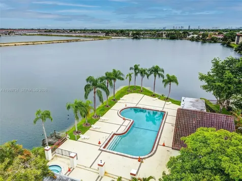 337 Ives Dairy Road Miami FL 33179