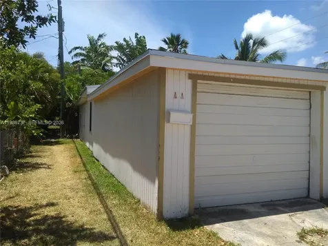 2330 Staples Avenue Key West FL 33040