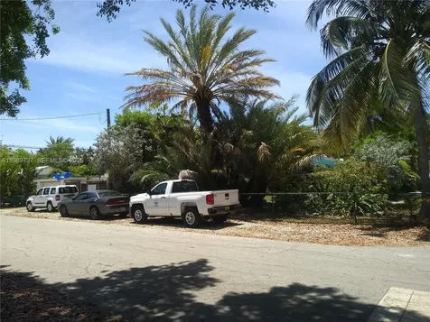 2330 Staples Avenue Key West FL 33040