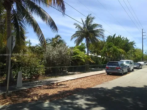 2330 Staples Avenue Key West FL 33040