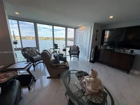 1501 SW 134th Way Pembroke Pines FL 33027