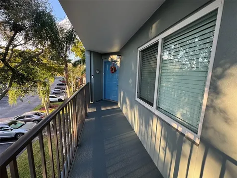 1501 SW 134th Way Pembroke Pines FL 33027