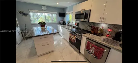 1501 SW 134th Way Pembroke Pines FL 33027