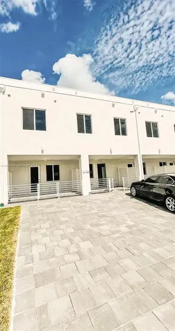 6425 NW 103rd Place Doral FL 33178