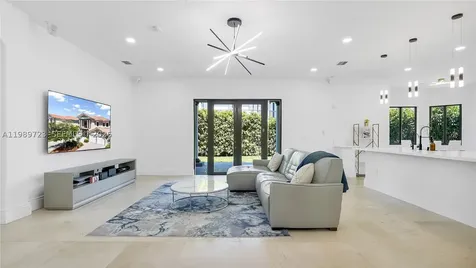 7965 SW 195th Street Cutler Bay FL 33157