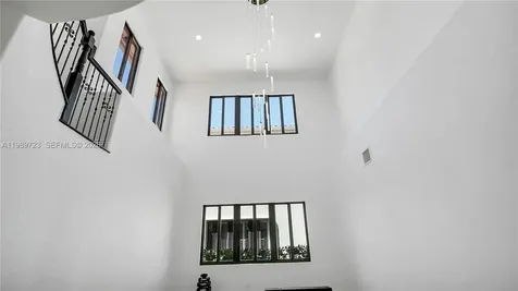 7965 SW 195th Street Cutler Bay FL 33157