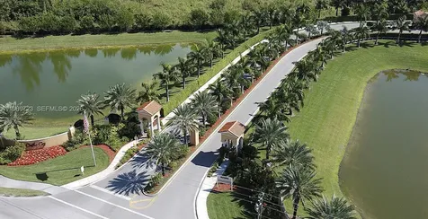 7965 SW 195th Street Cutler Bay FL 33157