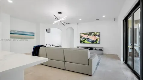 7965 SW 195th Street Cutler Bay FL 33157