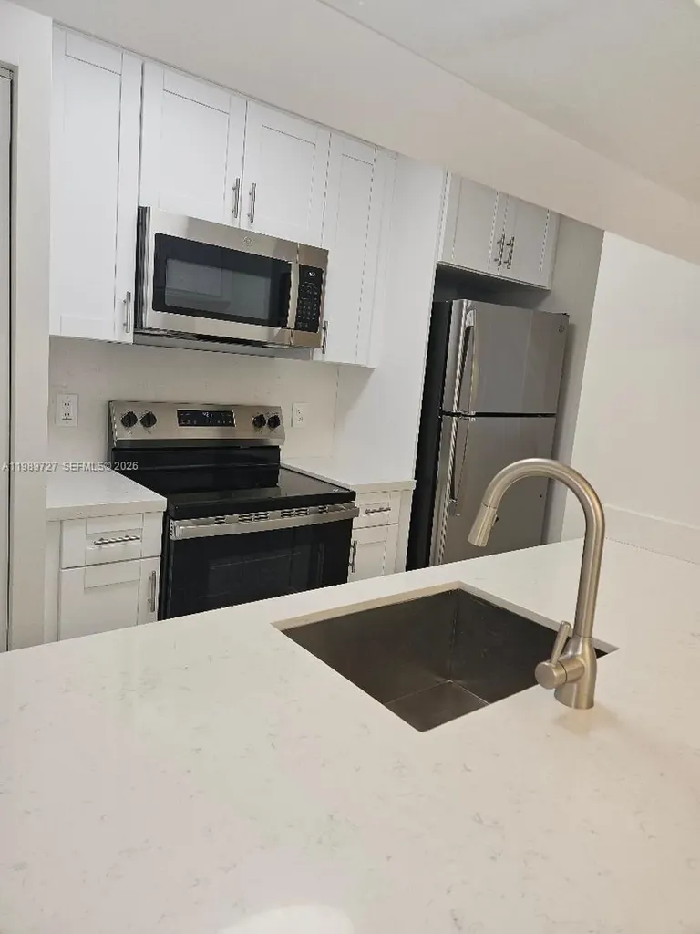 9716 Hammocks Boulevard Miami FL 33196