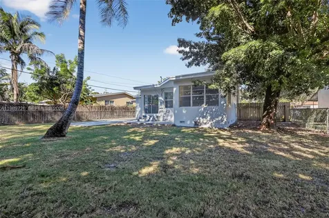 870 NE 144th Street North Miami FL 33161
