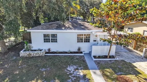 870 NE 144th Street North Miami FL 33161