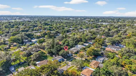 870 NE 144th Street North Miami FL 33161