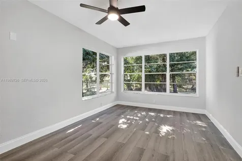 870 NE 144th Street North Miami FL 33161