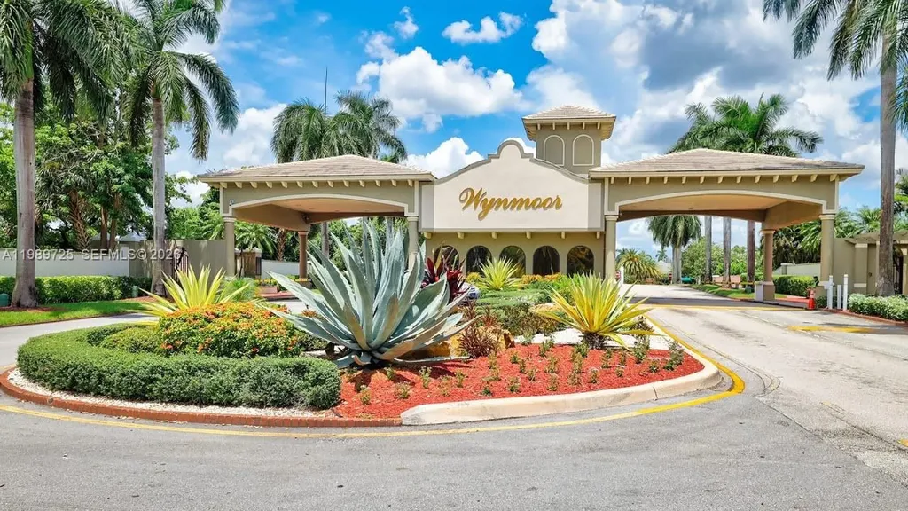 4801 Martinique Place Coconut Creek FL 33066