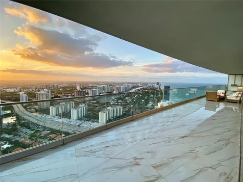 18975 Collins Avenue Sunny Isles Beach FL 33160