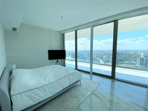 18975 Collins Avenue Sunny Isles Beach FL 33160