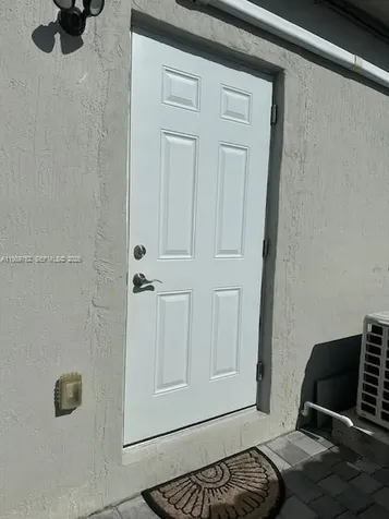 12752 SW 211th Street Miami FL 33177