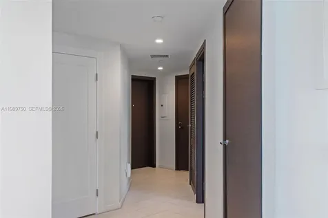 1000 Brickell Plaza Miami FL 33131