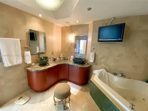 6301 Collins Avenue Miami Beach FL 33141