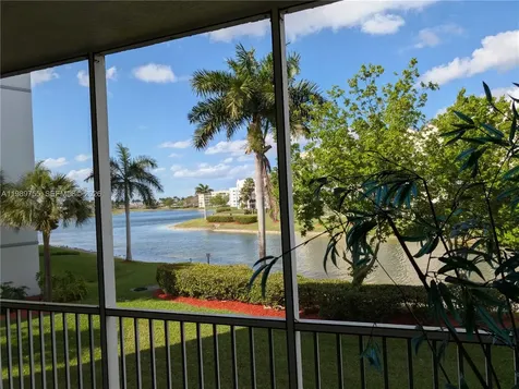 10710 NW 66th Street Doral FL 33178