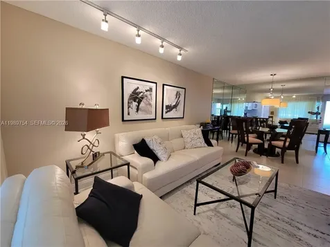 3774 Inverrary Boulevard Lauderhill FL 33319